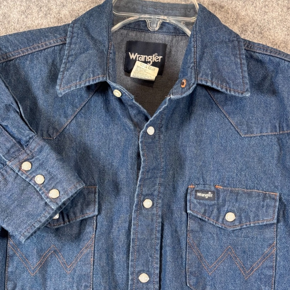 VTG Denim Pearl Snap Wrangler Shirt Mens Large Western Cowboy Jean Rodeo Country